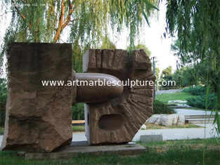 China Escultura de granito rojo en el parque proveedor