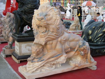 Un par de esculturas de leones de China proveedor