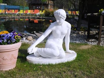 Escultura de mármol de arte de réplica con piedra de mármol natural, escultura de mármol para artista proveedor