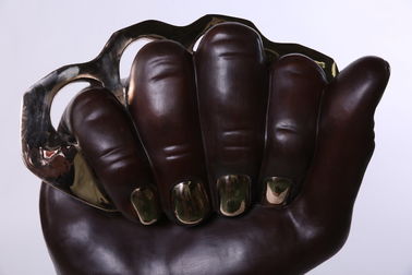 Escultura de bronce de mano Patina Knuckle para estudios de arte americanos, proveedor de esculturas de bronce de China proveedor