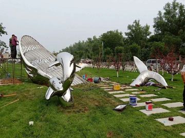 Estatua de delfín de metal para exteriores de acero inoxidable con pulido espejo, Proveedor de esculturas de acero inoxidable proveedor