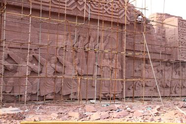 Gran proyecto de escultura de arenisca roja enorme, proveedor de esculturas de talla de piedra de China proveedor