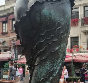 Jardín al aire libre hermosa escultura de bronce de la niña de la gracia, estatuas de bronce personalizadas, proveedor de esculturas de China proveedor