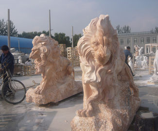 Escultura de leones caminando en piedra de mármol, proveedor de esculturas de piedra para exteriores proveedor