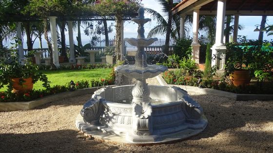 Fuente blanca de piedra para parque al aire libre, fuente de agua tallada en mármol blanco para jardín, proveedor de esculturas de talla de piedra de China proveedor