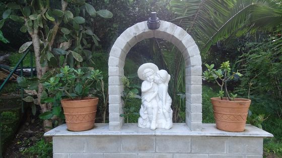 Fuentes de piedra blanca para jardín, fuente de piedra de mármol blanco para el hogar, fuente de piedra para parque, proveedor de esculturas de talla de piedra de China proveedor